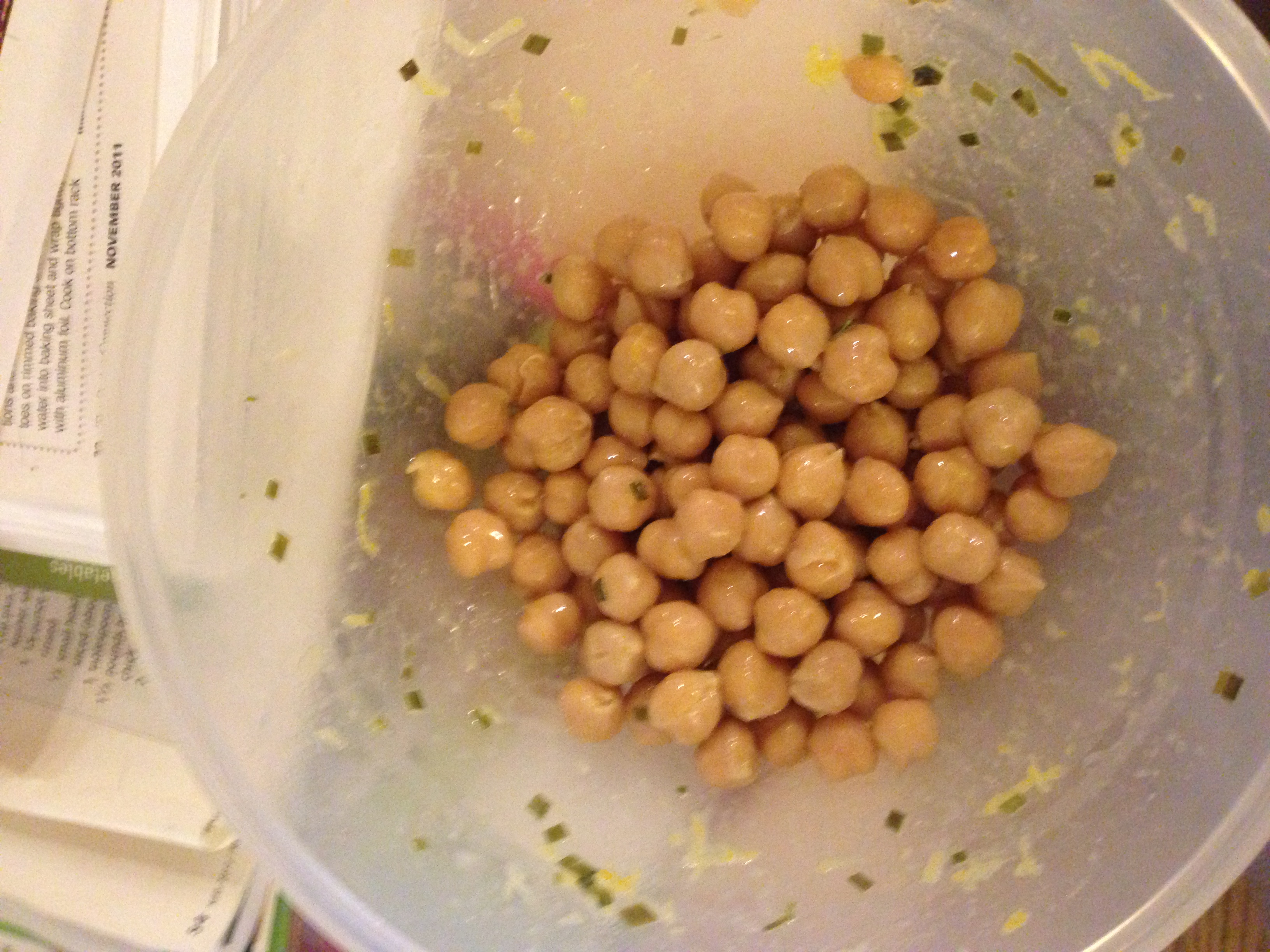 Chickpea salad with lemon and herbs